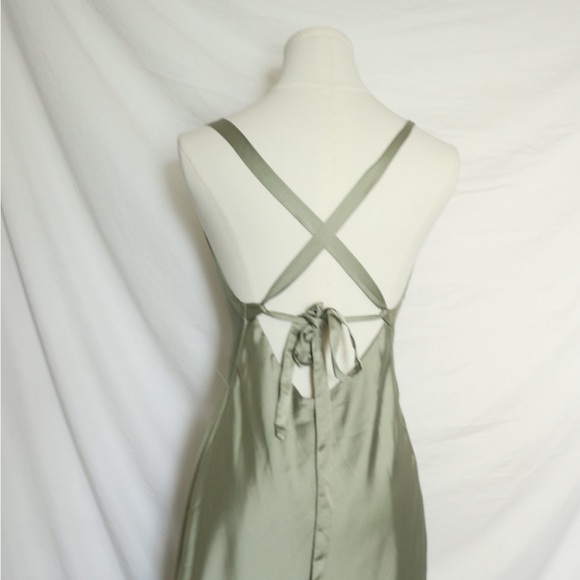 Anderson Maxi Dress - Picture 2 of 5